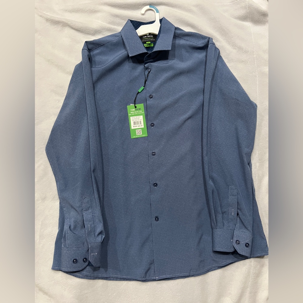 Elegant Blue Dress Shirt for Men